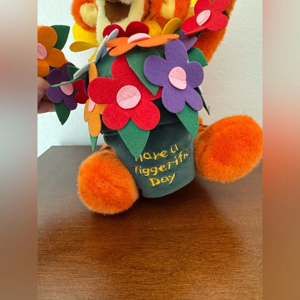 Vintage Winnie the Pooh Tigger Have a Tiggerific Day Plush